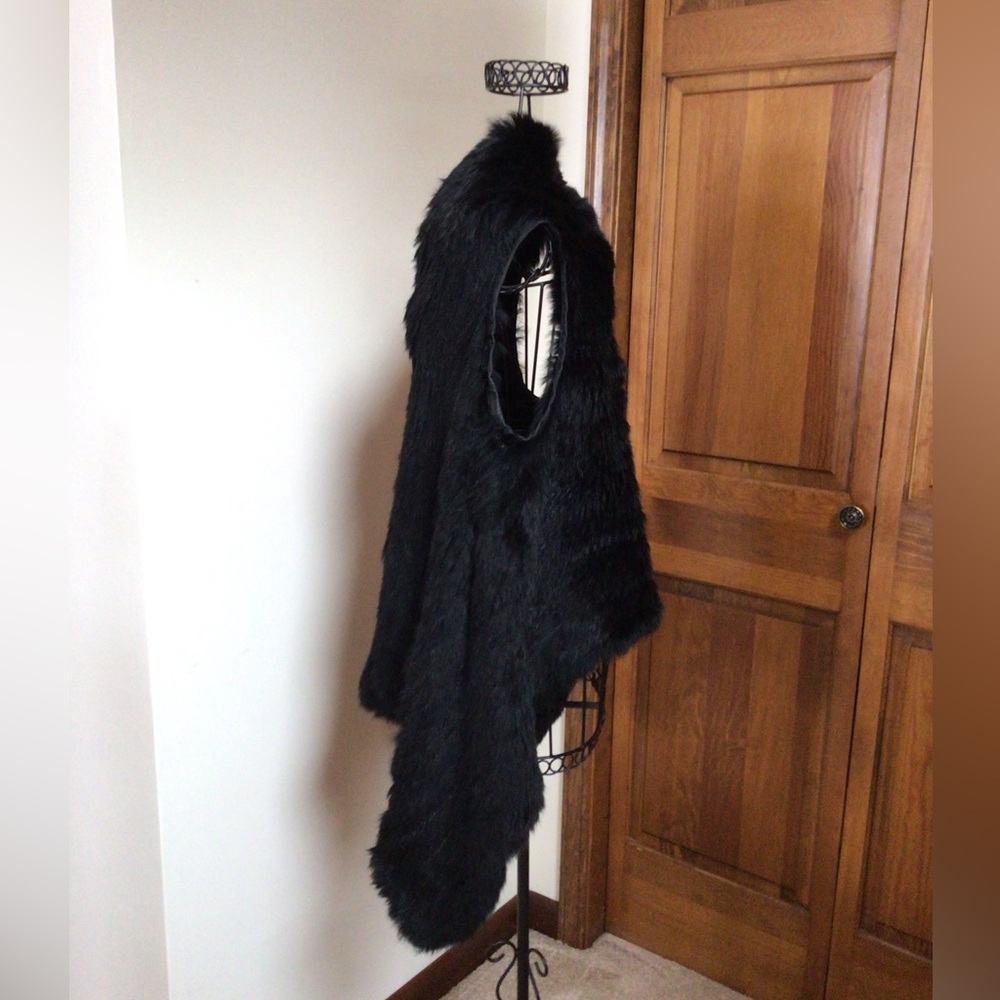 La Rok Luxe, Rabbit Fur Waistcoat, Medium - Picture 2 of 5